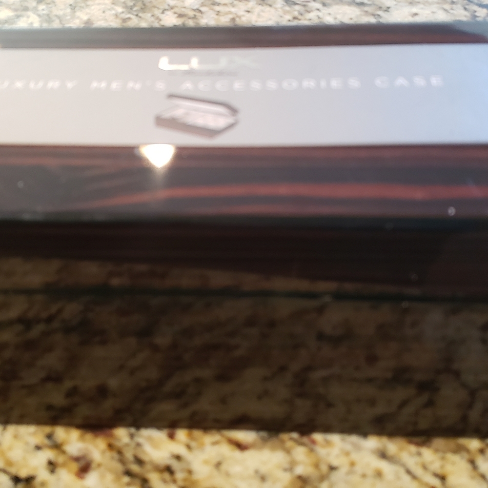 Luxury Men's Accessories Case Minor Defect